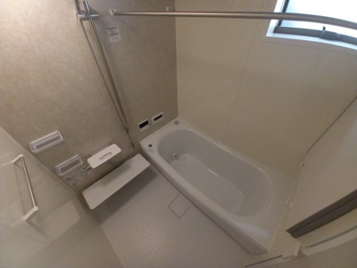 【浴室】 | ファミリエ如是D棟