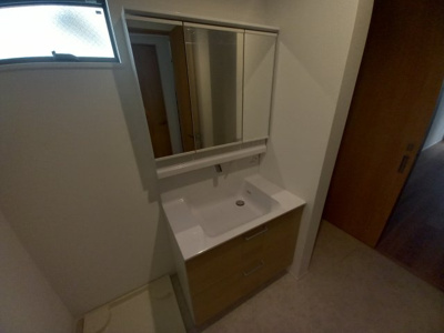 【独立洗面台】 | ファミリエ如是D棟