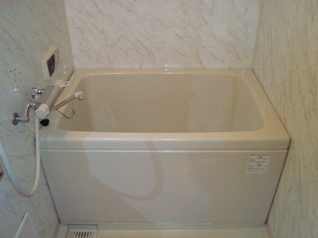 サニープレイスＡの浴室|お風呂です
