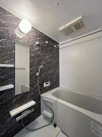 Ｃｏｃｏ　Ｌｅａｆの浴室|バス