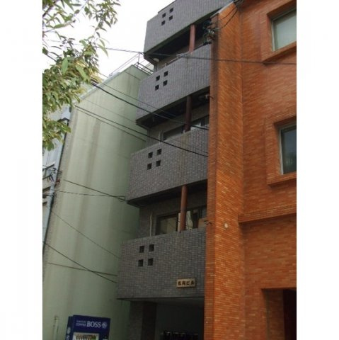 岐阜市神室町３丁目のアパートの外観