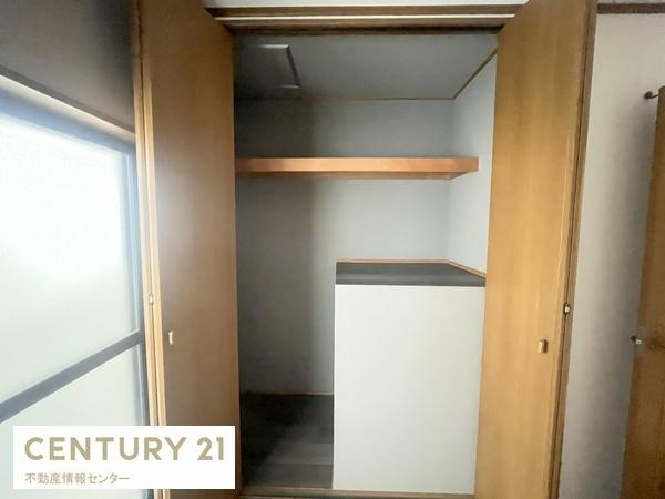 【収納】 | 小林東２丁目　中古戸建 | 3階の居室のクローゼットは大きめです！