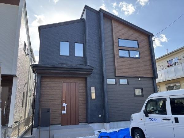 豊田市平山町1丁目　全2棟・1号棟