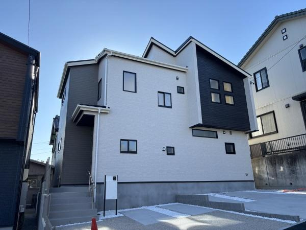 豊田市明和町5丁目　全2棟・1号棟