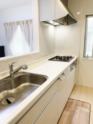 【キッチン】 | ■１８０万円値下げしました■茨木市沢良宜浜2丁目■駅徒歩圏の南向き物件