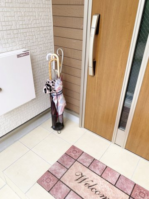 【玄関】 | ■１８０万円値下げしました■茨木市沢良宜浜2丁目■駅徒歩圏の南向き物件