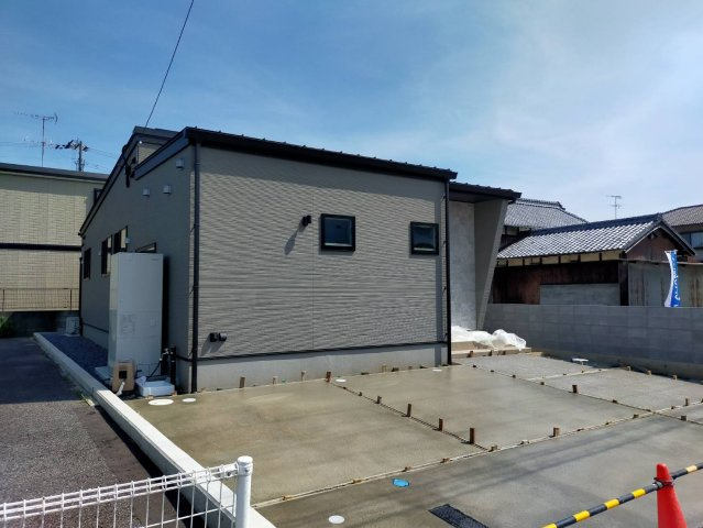 西条市丹原町池田1736番6　建売住宅の外観