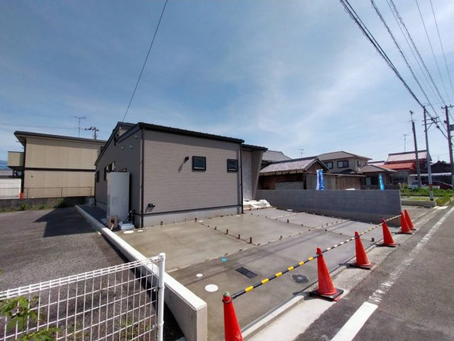 西条市丹原町池田1736番6　建売住宅の外観