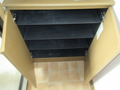 【設備】 | セジュールSINDEN | シューズボックス　※写真は同タイプのお部屋です。