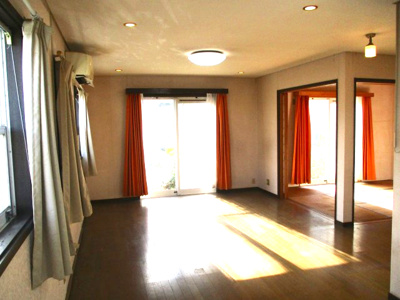 【居間・リビング】 | 徳力七丁目13番5号（B-11）