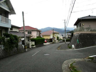 【前面道路含む現地写真】 | 徳力七丁目13番5号（B-11）