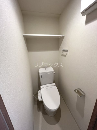 【トイレ】プレサンスブルーム東三国