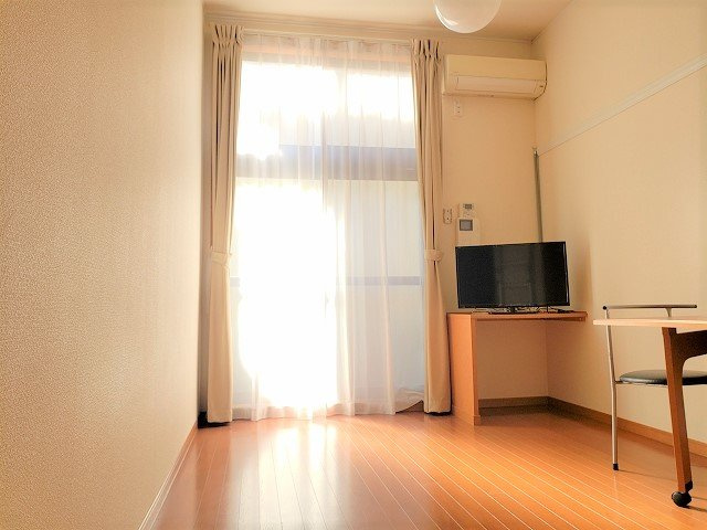 レオパレススピカの居間・リビング