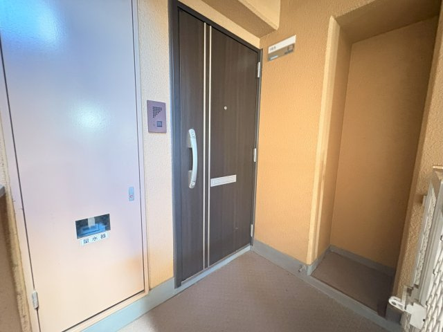 ライオンズマンション西明石第二の玄関