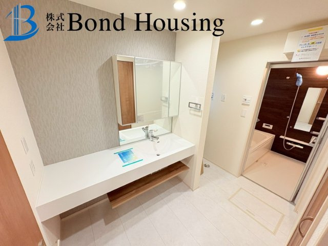 西明石駅まで徒歩14分　北王子町　新築戸建の独立洗面台