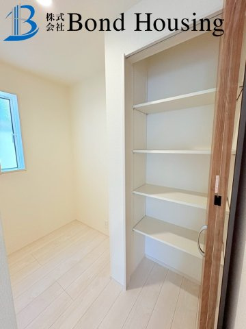 西明石駅まで徒歩14分　北王子町　新築戸建の収納