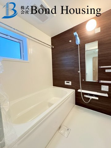 西明石駅まで徒歩14分　北王子町　新築戸建の浴室