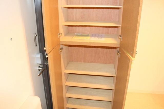 A-LIFE大塚の玄関