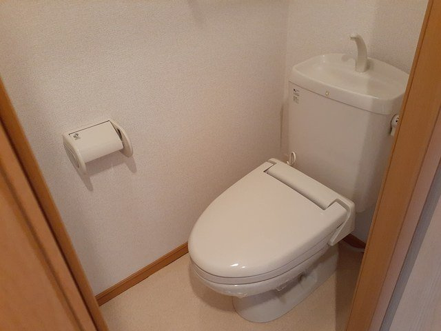 シャルマン・ベナのトイレ
