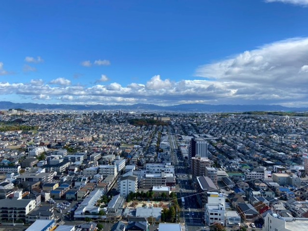 【展望】 | 【物件からの展望】前に建物は無く、眺望は御覧の通り抜け感があります☆