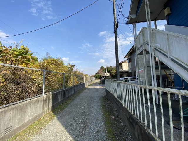 ブルークレールの周辺