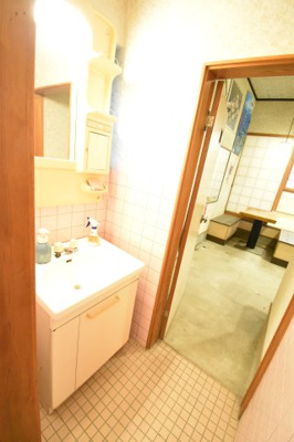 【独立洗面台】 | 宮之浦町　店舗付き住宅