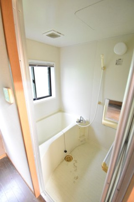 【浴室】 | 宮之浦町　店舗付き住宅