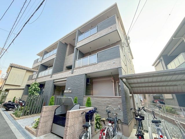 クレスト神崎川の外観