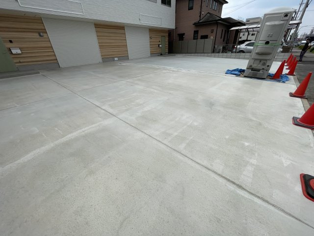 八田町１－１３－６ＧＩＭＵＣＯの駐車場