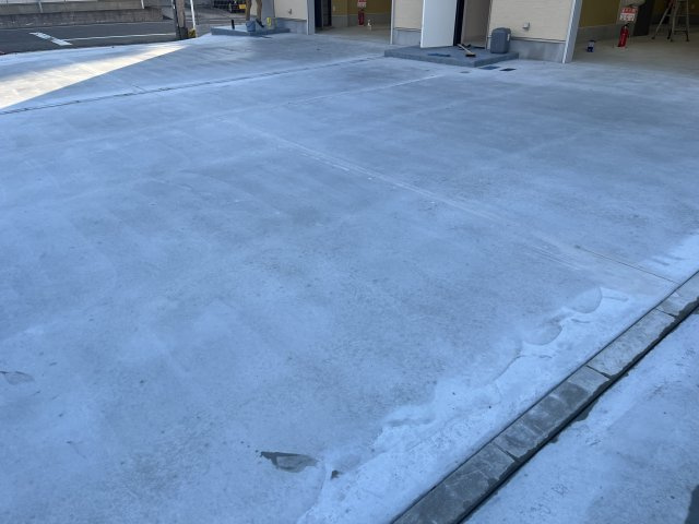 4丁目13番11の駐車場