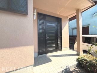 【玄関】 | 丹波篠山市住吉台中古戸建 | 玄関ドアです♪