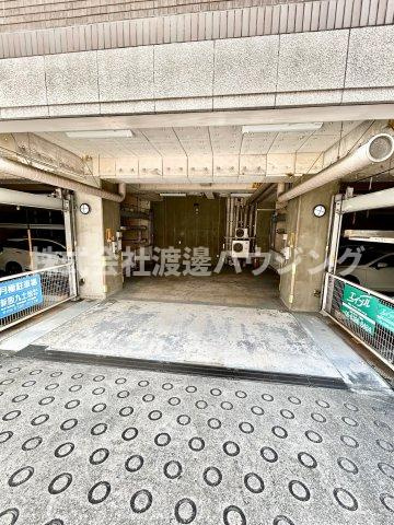 中央メルヴェール江坂の駐車場|機械式駐車場