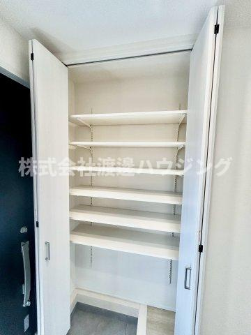 ｐａｎａ　ｃａｓａ　P棟の収納|天井高シューズBOX