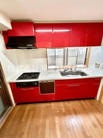 ディアステージ江坂G-TOWERのキッチン