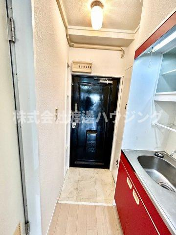 江坂ガーデンハイツの玄関