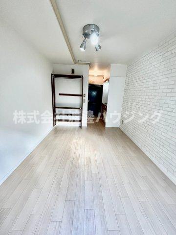 江坂ガーデンハイツの寝室