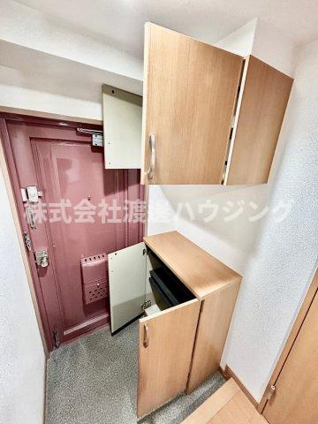 テラジハイツIII号館の収納|玄関収納