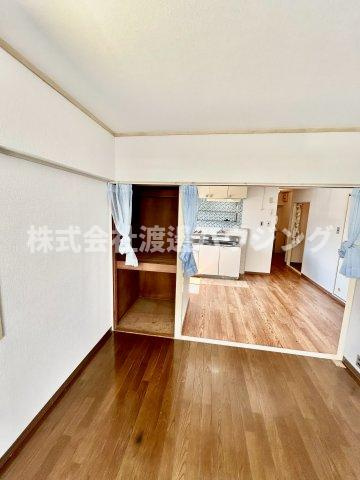 千里山アカシヤハイツの収納