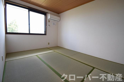 【寝室】 | クレセントくばら A棟 | 和室6帖