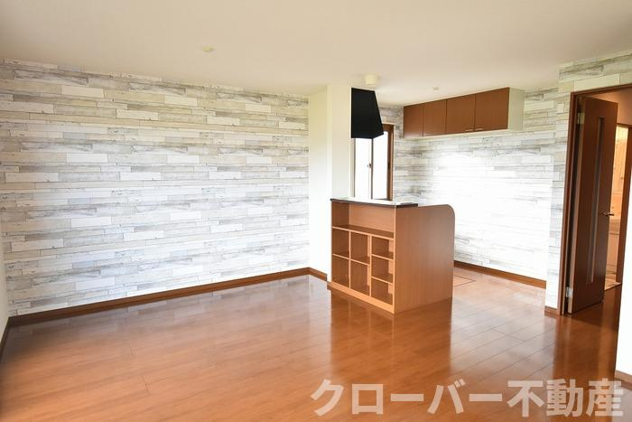 コーヨーハイツⅡ A棟の居間・リビング|LDK15.5帖