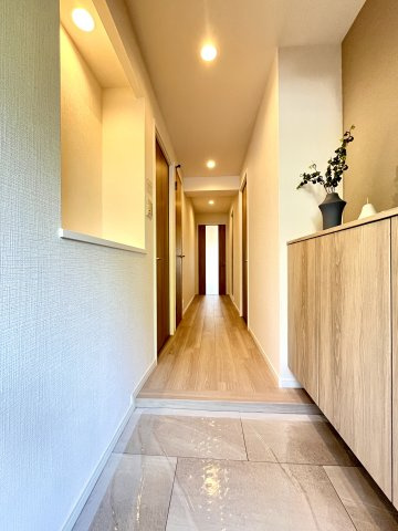 ベル・アーバニティ伏見桃山東の玄関