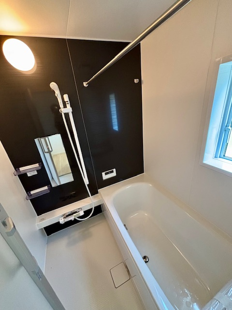 朝倉市甘木　第9　全3棟の浴室