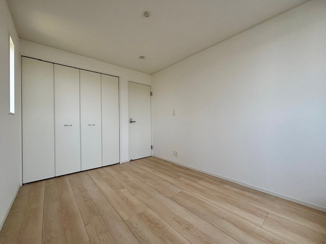 朝倉市甘木　第9　全3棟の洋室