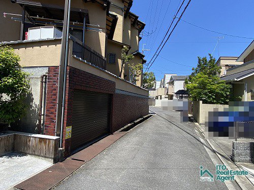 大宮玄琢北町 中古戸建の前面道路含む現地写真
