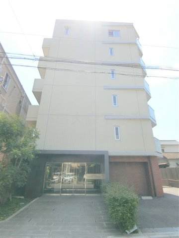 ロアール新蒲田の外観