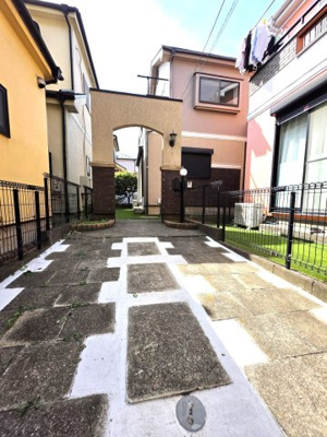 【駐車場】 | 新横浜戸建 | 新羽戸建