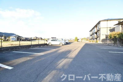 【駐車場】 | ファミーユタイチ Ａ棟 | 駐車場