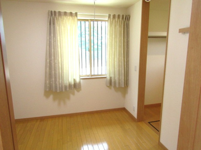 【洋室】 | 【住友林業施工】甲斐市西八幡 | 個人の部屋や寝室として使える洋室です