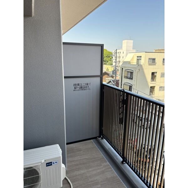 アルティザ姫路のバルコニー