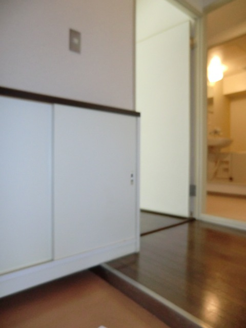 Aurora Court　北野の玄関